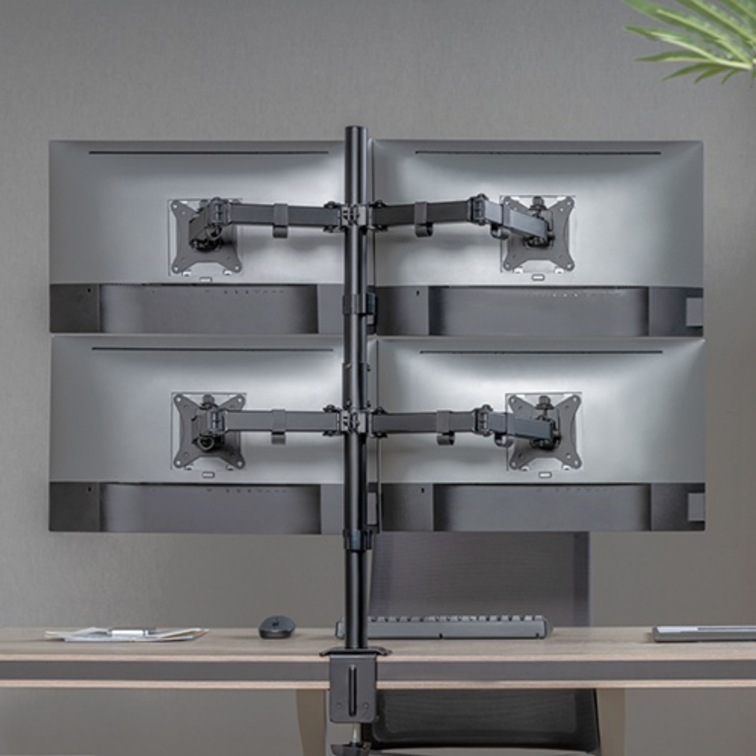 Soporte Monitor LDT66-C048 Cuádruple Articulado hasta 32''